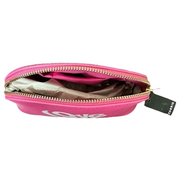 TORRID ‘TO LOVE’ MAKEUP BAG IN HOT PINK - Picture 3 of 4
